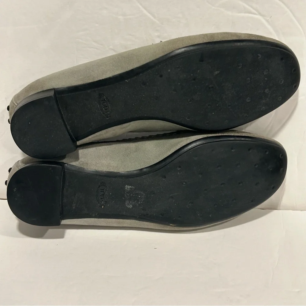 TOD’S Suede Leather Driving Loafers Rhinestone Crystal Buckle, Gray, Sz 9.5 - Picture 10 of 14